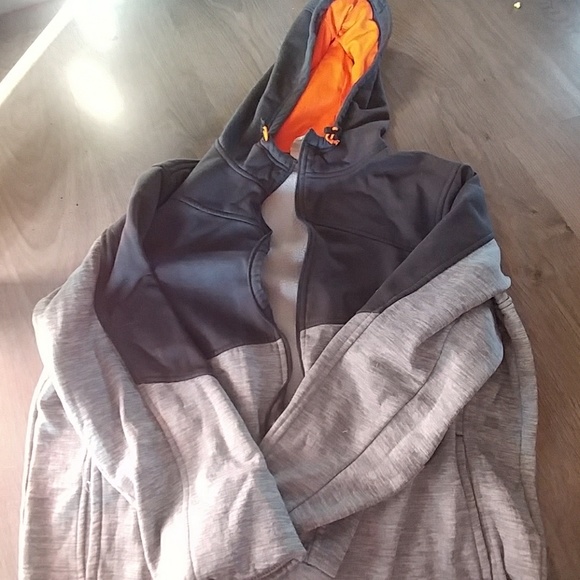 Russell zip up hoodie - Picture 3 of 3